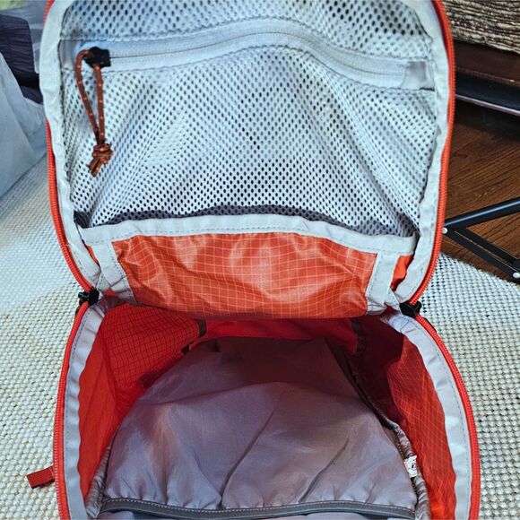 REI Co-op Tarn Hydro 15 Kids' Pack - Picture 5 of 7